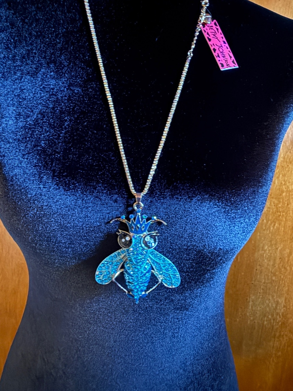 Betsey Johnson Blue and Gold Bee Pendant Necklace - Picture 2 of 6